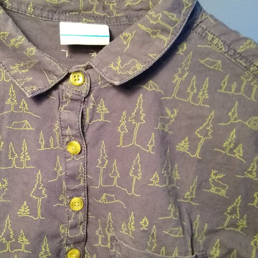 Columbia Half Button Short Sleeve Tree shirt